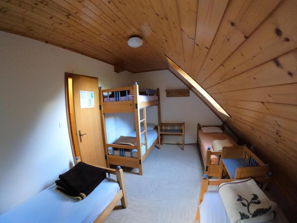 A Pousada Pus Bavsica Log pod Mangartom Exterior foto