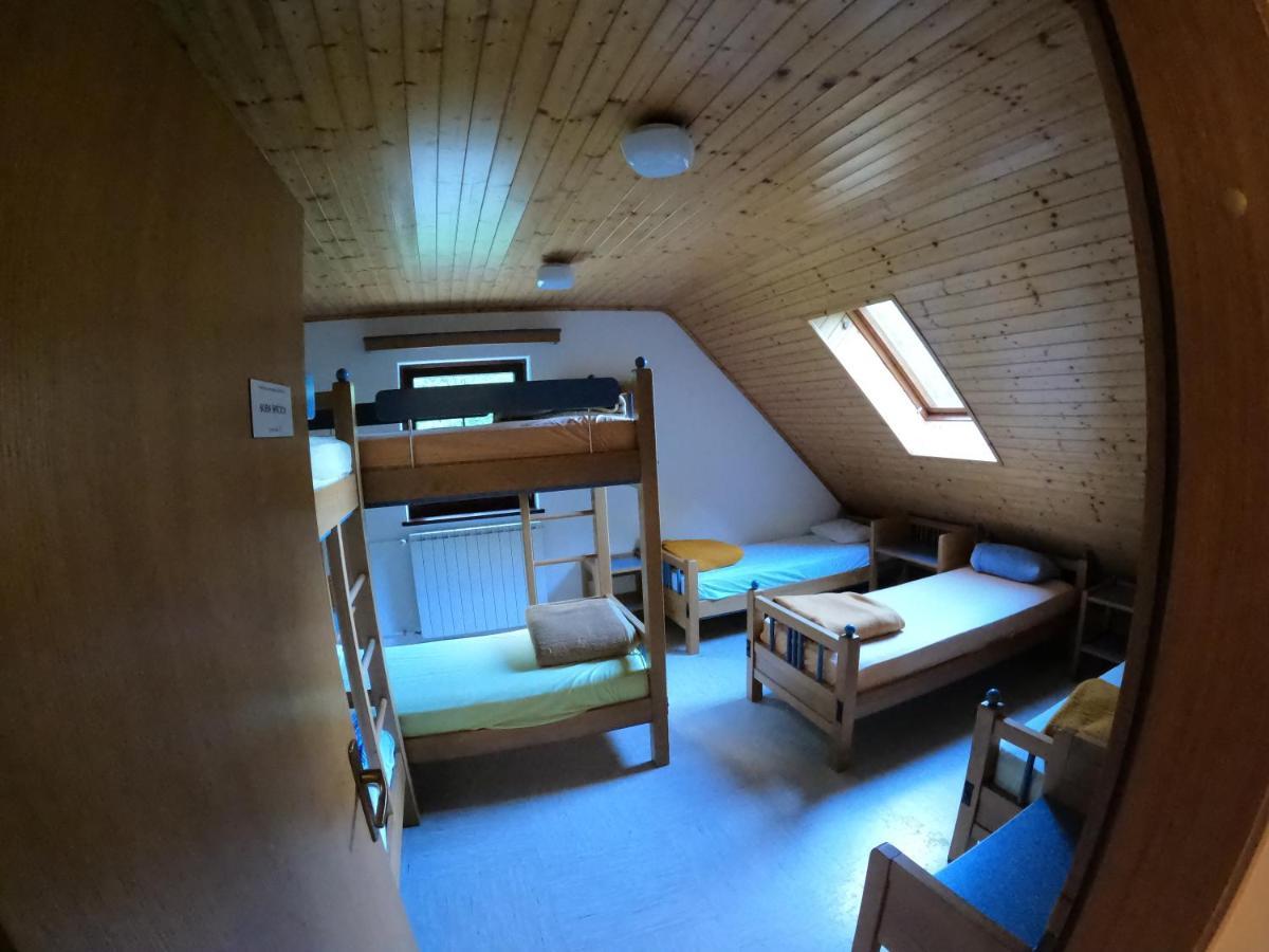 A Pousada Pus Bavsica Log pod Mangartom Exterior foto